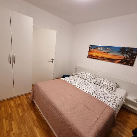 Maki Apartment Pula Exterior photo