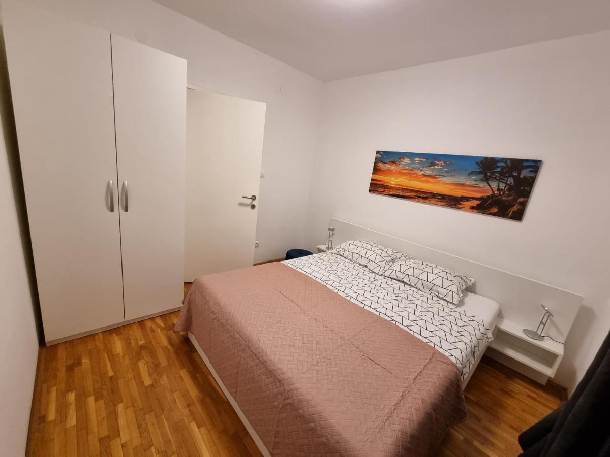 Maki Apartment Pula Exterior photo