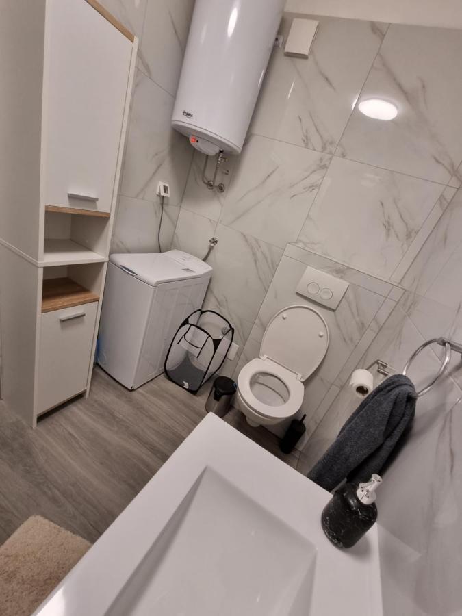 Maki Apartment Pula Exterior photo